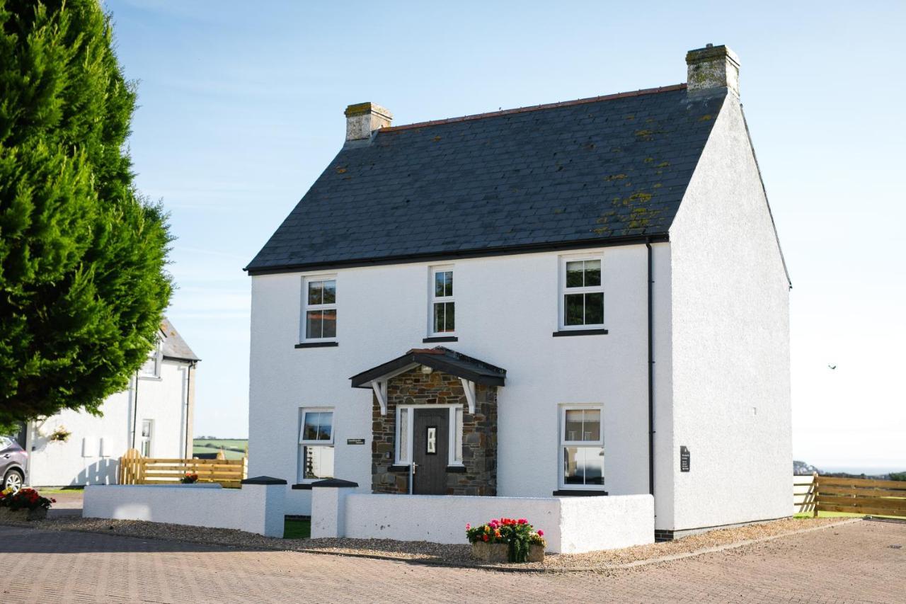 Hotel Celtic Haven Lydstep Esterno foto
