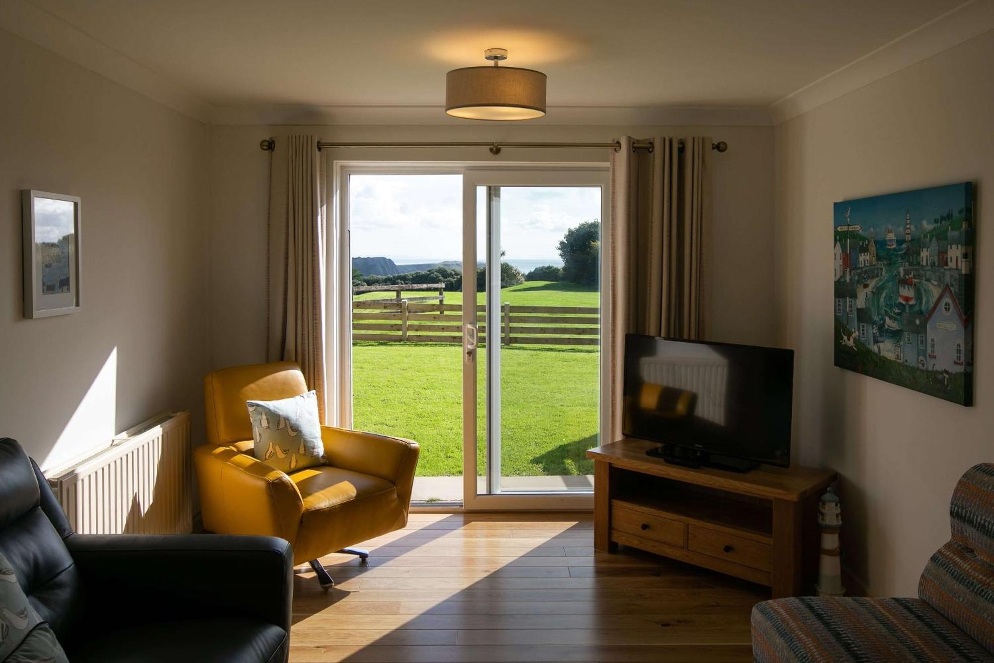 Hotel Celtic Haven Lydstep Esterno foto
